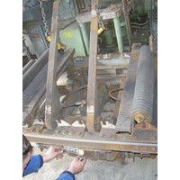 Roller conveyor with tilt unit 45°